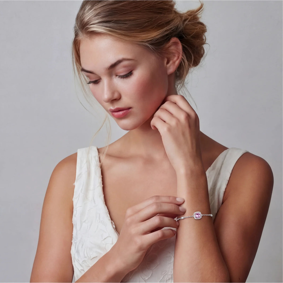 Amor Moissanite Bracelet