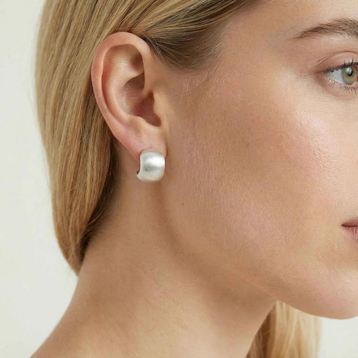 Kyma Cloud Studs - Yoreva