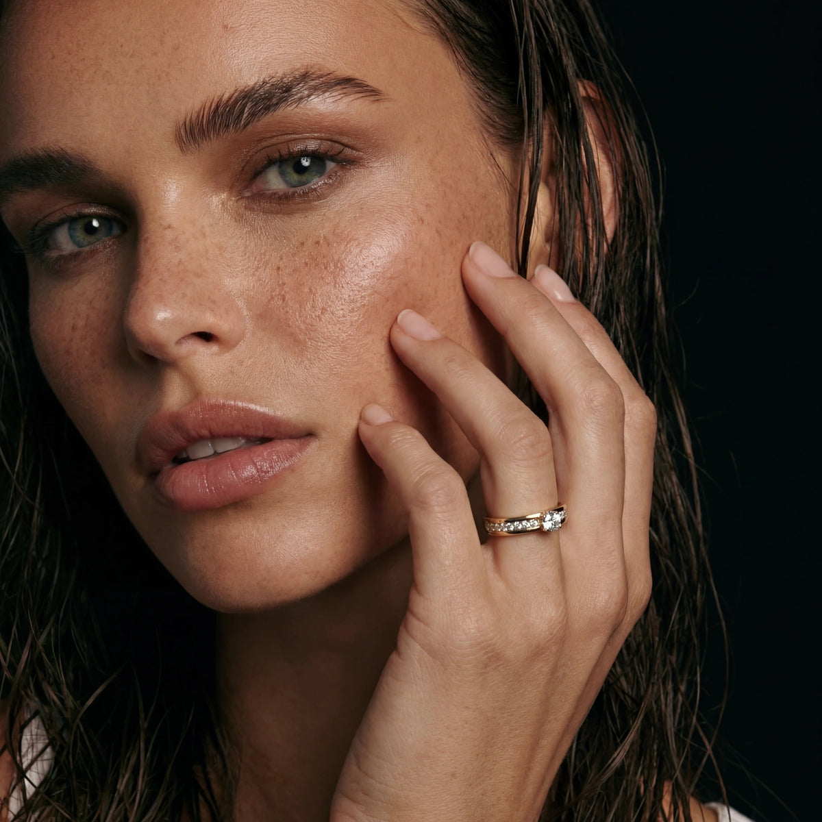 Aurea Promise Ring
